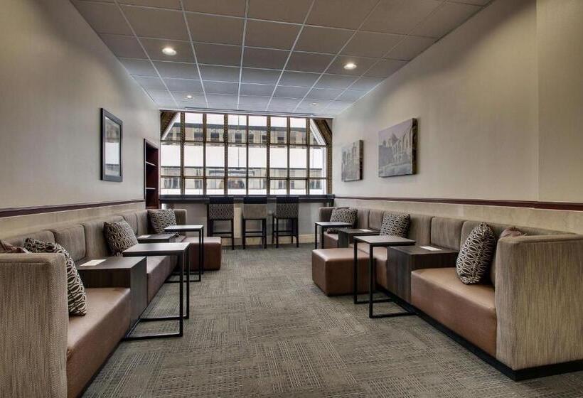 Suite Adaptée aux Personnes à Mobilité Réduite, Drury Plaza Hotel San Antonio Riverwalk