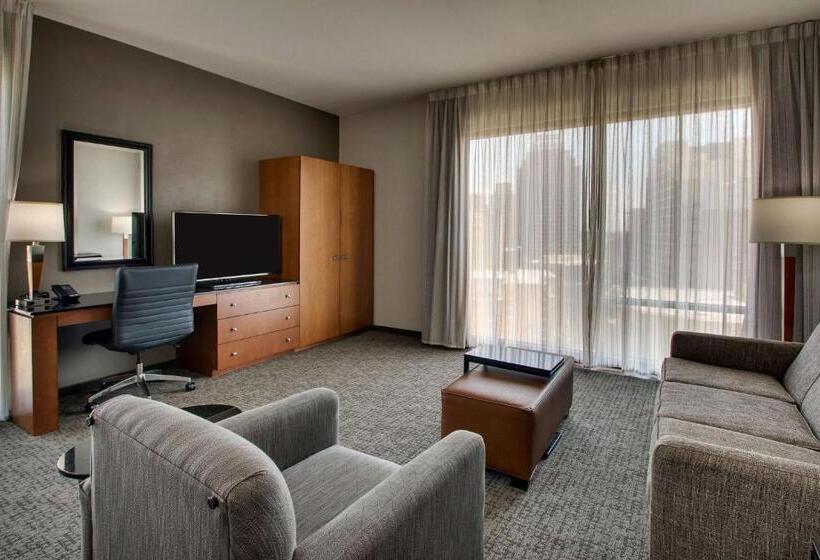 Suite Adaptée aux Personnes à Mobilité Réduite, Drury Plaza Hotel San Antonio Riverwalk