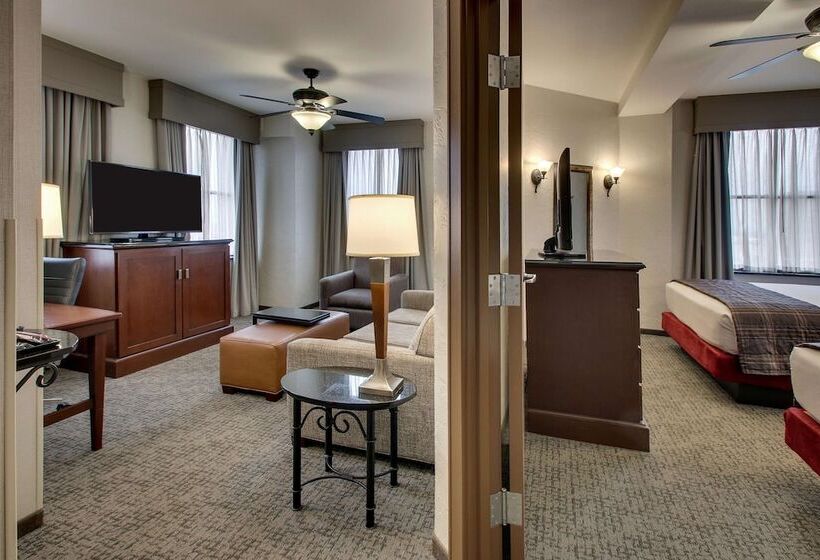 Suite Adaptée aux Personnes à Mobilité Réduite, Drury Plaza Hotel San Antonio Riverwalk