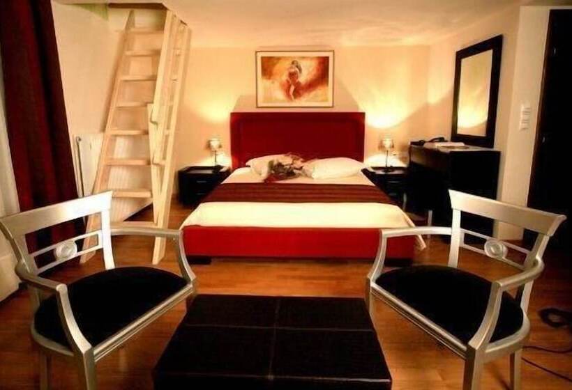חדר משפחתי, Epavlis Meteora Suites