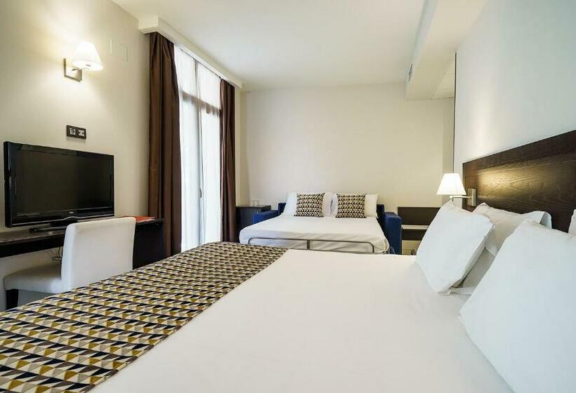 اتاق استاندارد چهار تخته, Exe Malaga Museos