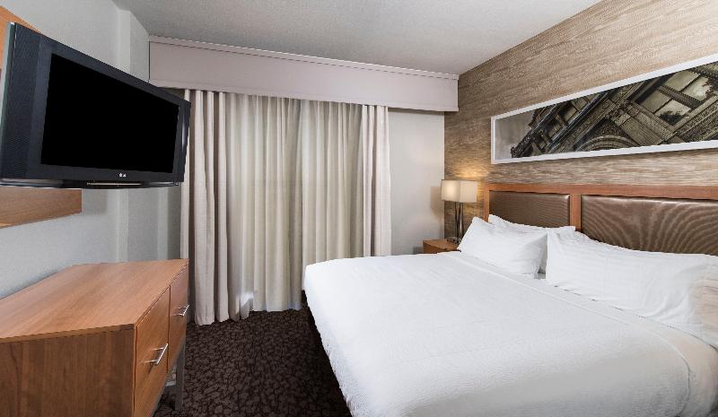 غرفة قياسية سرير كينج, Holiday Inn Savannah Historic District, An Ihg