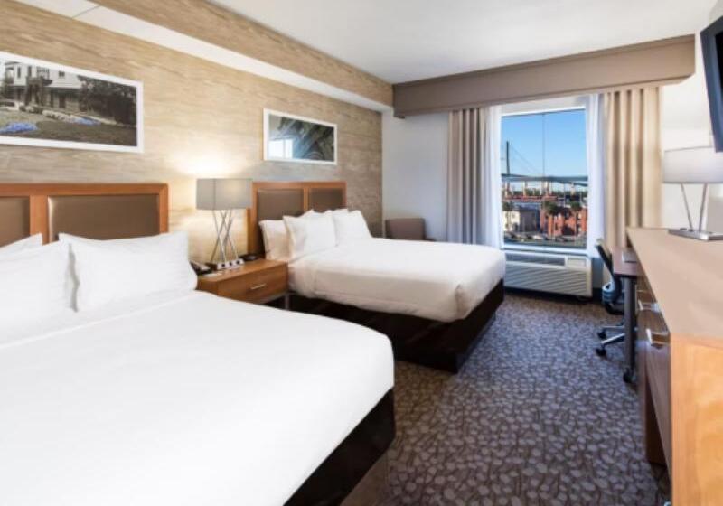 غرفة قياسية لذوى الاحتياجات الخاصة, Holiday Inn Savannah Historic District, An Ihg
