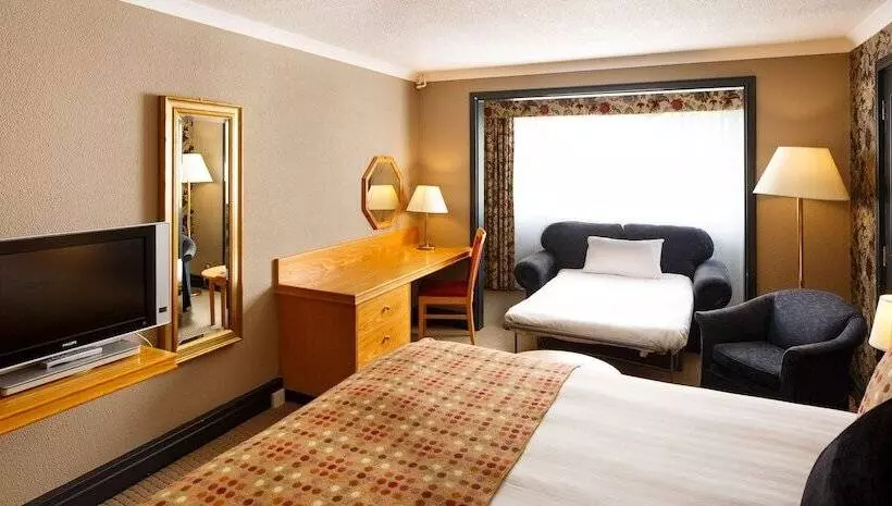 クラシックファミリールーム, Mercure Maidstone Great Danes