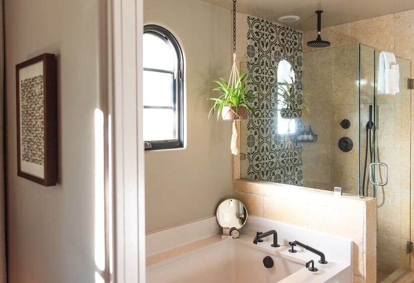 프리미엄 룸, North Block