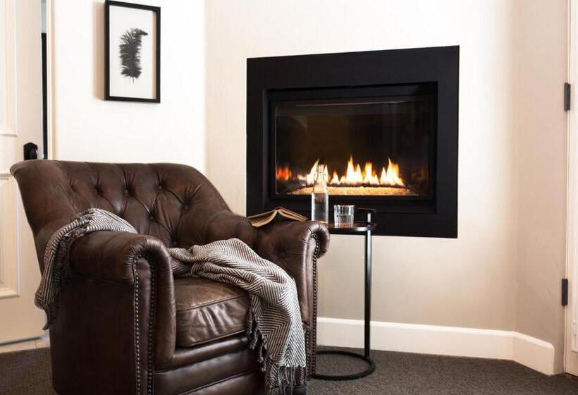 디럭스 룸 킹사이즈 침대, North Block