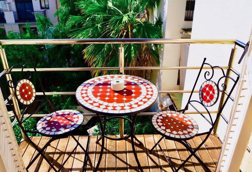 庭の見えるバルコニー月スタンダードルーム, Privat Hotel Liberty Sitges