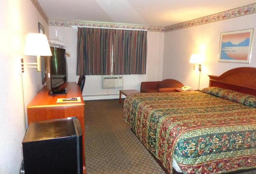 Стандартный Номер Кровать Кинг, Rodeway Inn Milford  I84