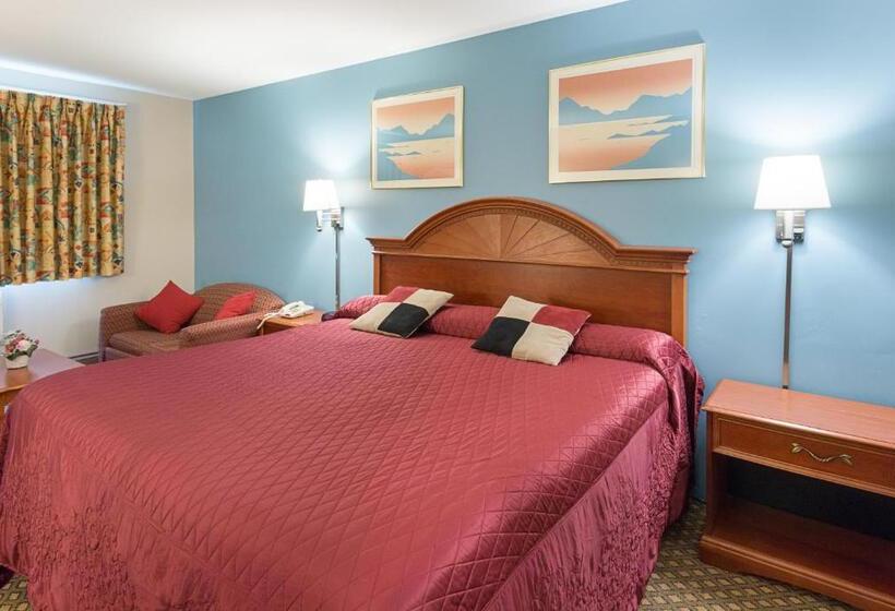 Стандартный Номер Кровать Кинг, Rodeway Inn Milford  I84