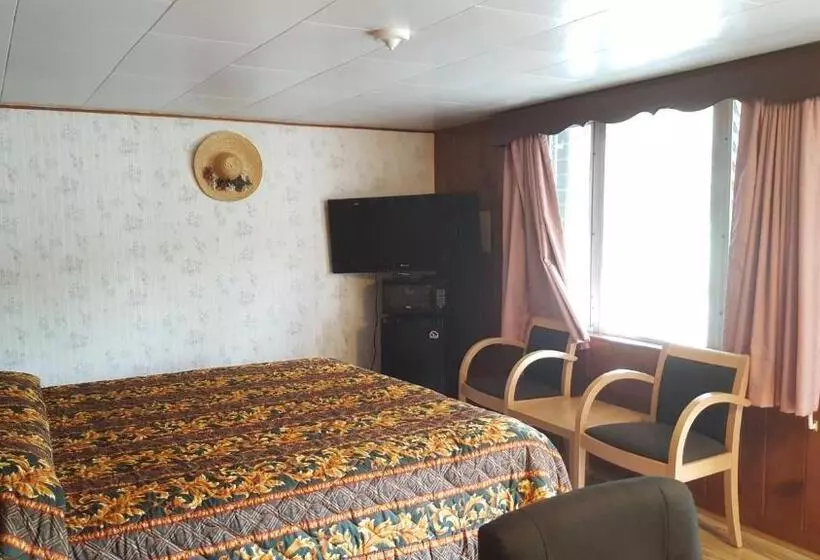 キングサイズベッドのスイートルーム, Starlight Inn