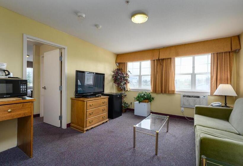 Люкс Deluxe Кровать Кинг, Three Rivers Inn Sedro Woolley