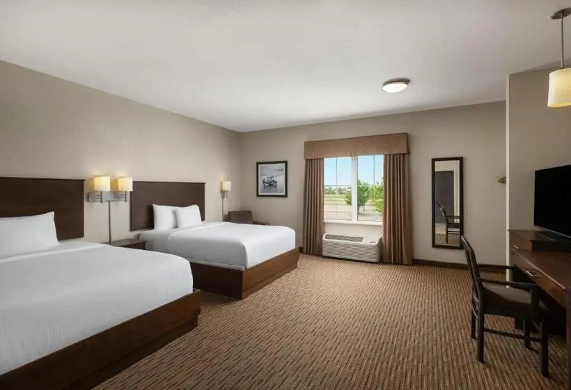 デラックスルーム, Travelodge Suites by Wyndham Estevan