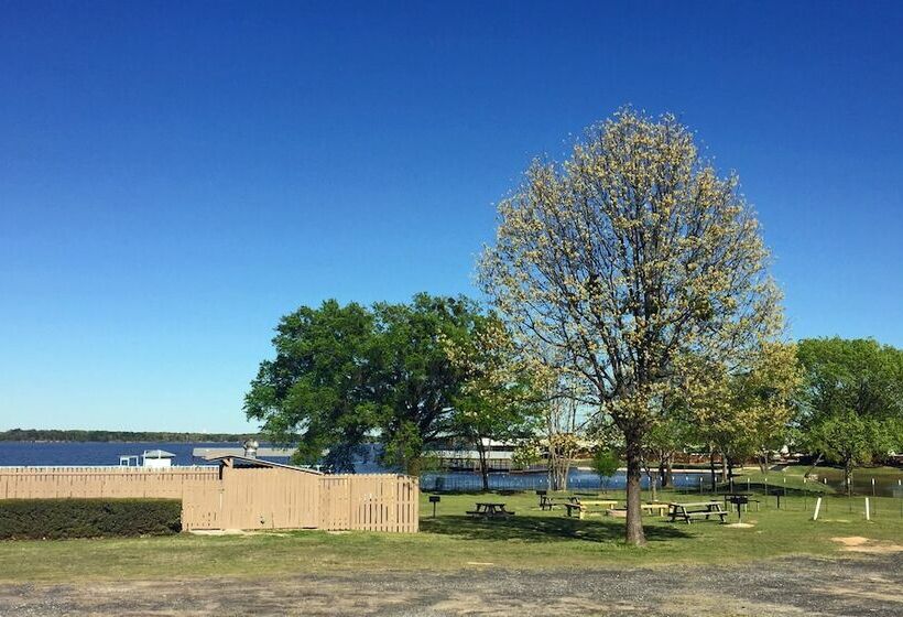 スタンダードコネクティングルーム, Lake Fork Resort