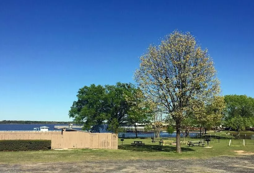 スタンダードコネクティングルーム, Lake Fork Resort