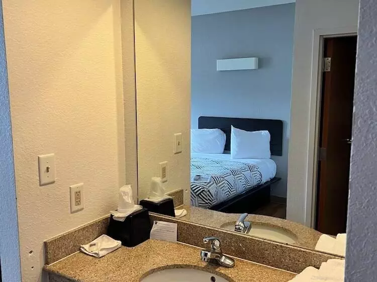 Standard-huone 2 Parivuodetta, Quality Inn & Suites