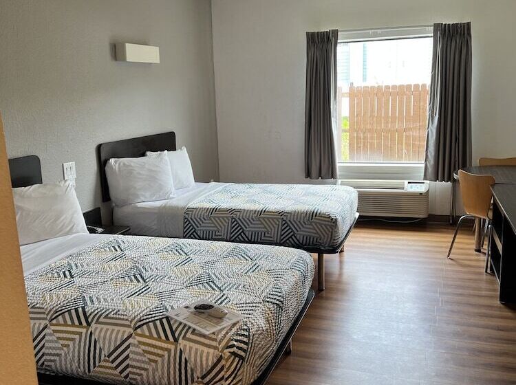 חדר סטנדרט שתי מיטות זוגיות, Quality Inn & Suites