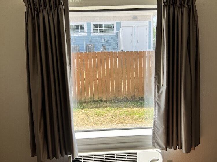 חדר סטנדרט שתי מיטות זוגיות, Quality Inn & Suites