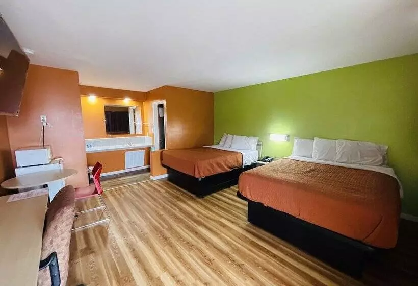 ２ダブルベッドのスタンダードルーム, Budget Inn Pulaski