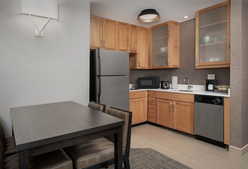 Люкс 2 Спальни, Residence Inn Birmingham Hoover