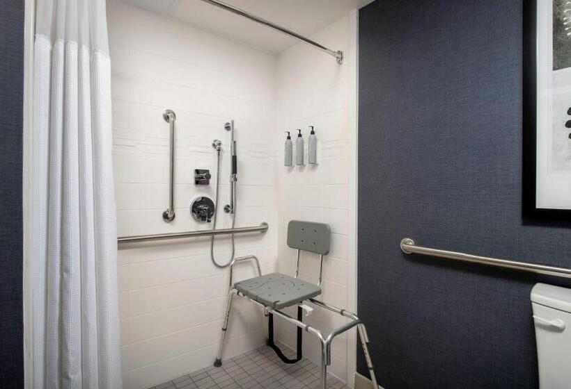 جناح سرير كينج, Residence Inn Birmingham Hoover