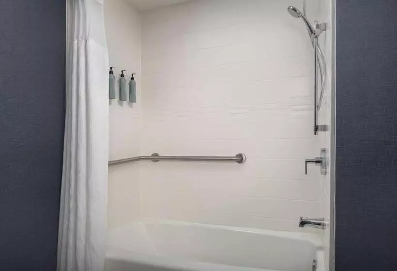 キングサイドベッドのスタンダードワンルーム, Residence Inn Birmingham Hoover