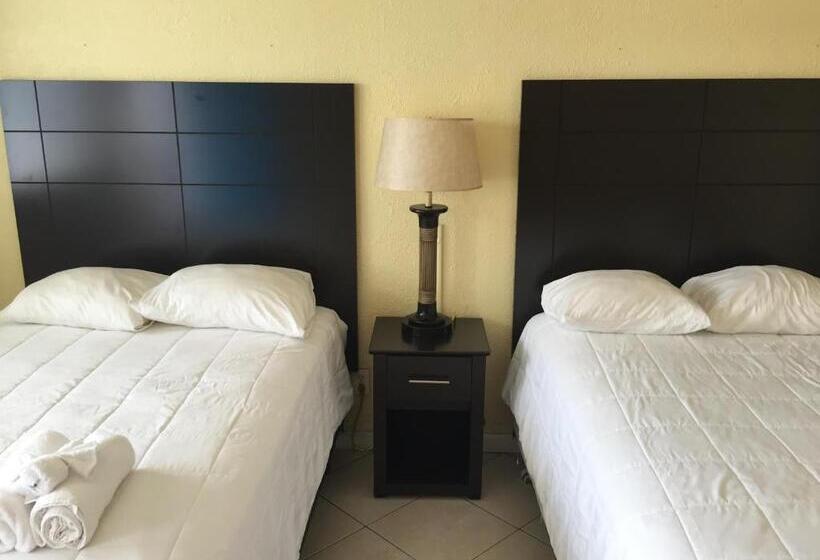Номер Стандарт 2 Двуспальные Кровати, Sandy Shores Resort