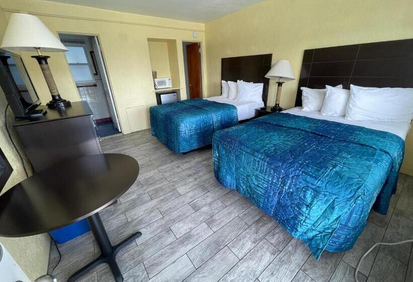 חדר סטנדרט שתי מיטות זוגיות, Sandy Shores Resort