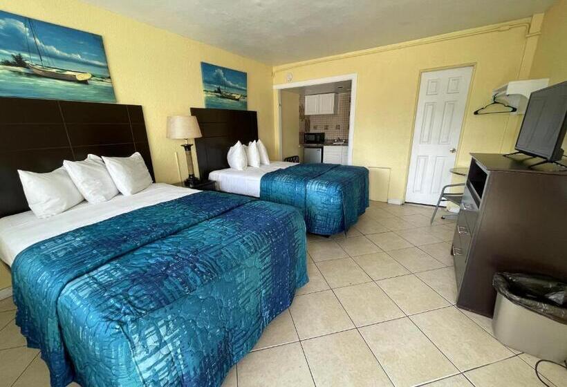 חדר סטנדרט שתי מיטות זוגיות, Sandy Shores Resort