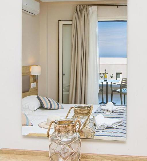 2 Bedroom Family Apartment Sea View, Theo Star Beach