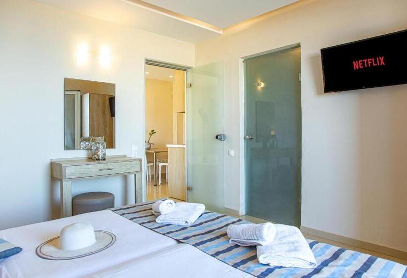 2 Bedroom Family Apartment Sea View, Theo Star Beach