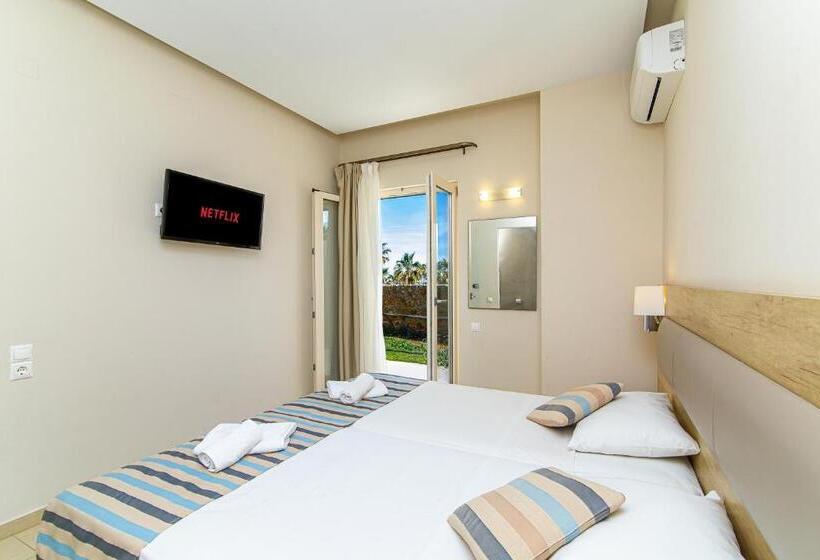 2 Bedroom Family Apartment Sea View, Theo Star Beach