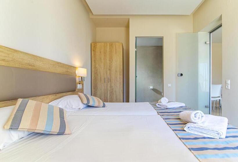 2 Bedroom Family Apartment Sea View, Theo Star Beach