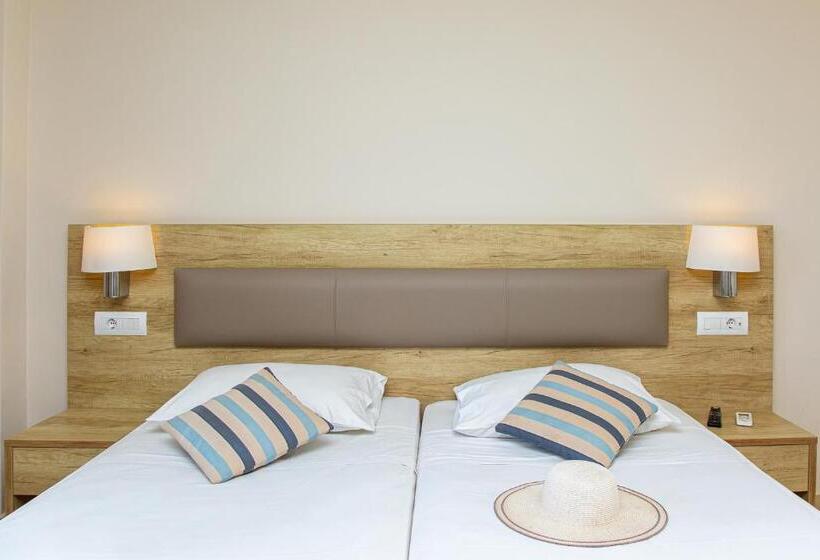 2 Bedroom Family Apartment Sea View, Theo Star Beach