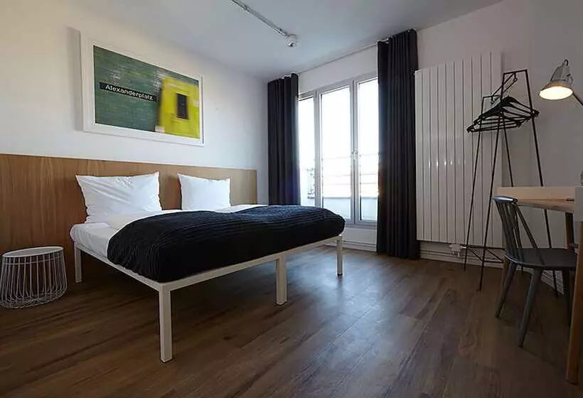 سوییت سوپریور, Generator Berlin Mitte