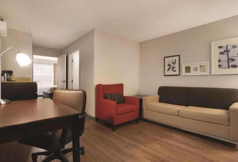 Студио Стандарт Кровать Кинг, Country Inn & Suites By Radisson, Bowling Green, Ky