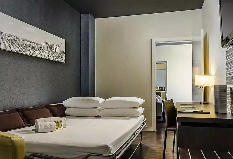 اتاق خانوادگی, Eurostars Asta Regia Jerez
