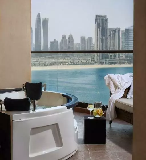 سوییت با چشم‌انداز دریا, Fairmont The Palm
