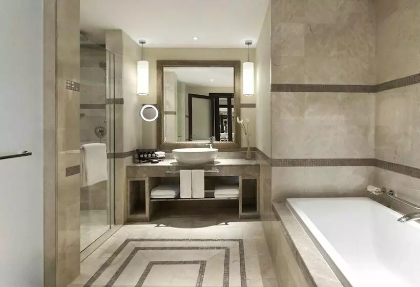 سوییت با چشم‌انداز دریا, Fairmont The Palm