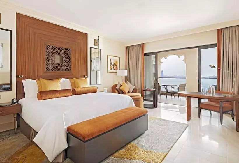 اتاق لوکس با چشم‌انداز دریا, Fairmont The Palm