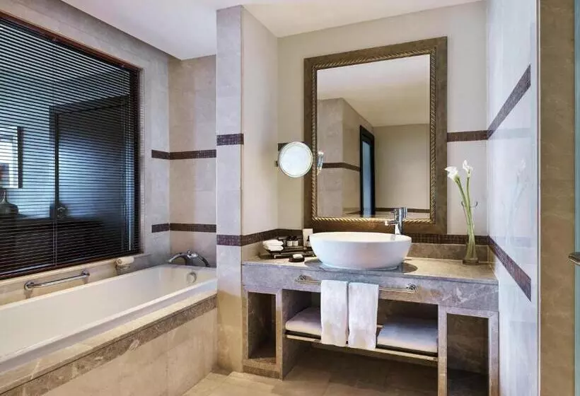 اتاق استاندارد با چشم‌انداز دریا, Fairmont The Palm