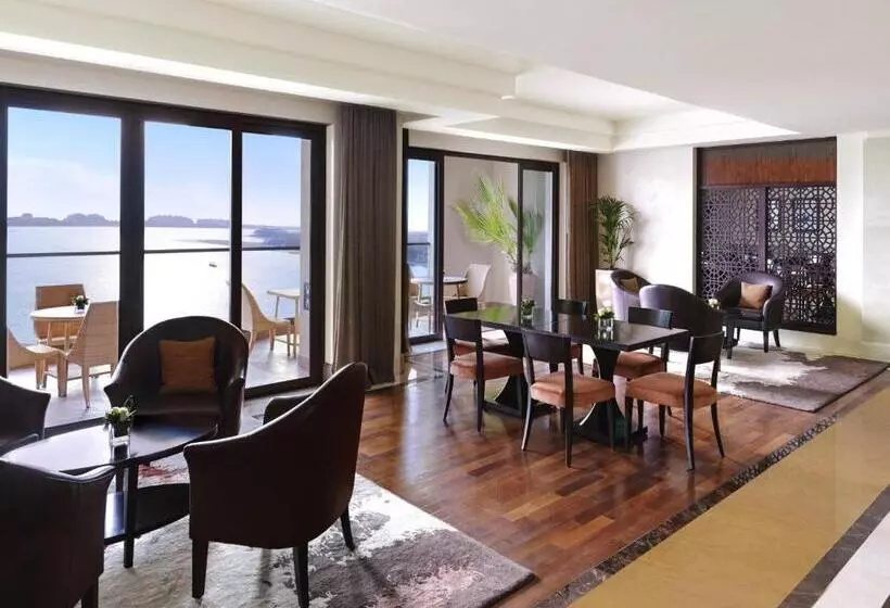 اتاق استاندارد با چشم‌انداز دریا, Fairmont The Palm