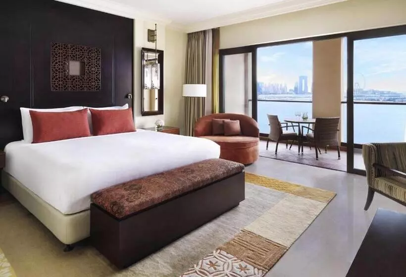 سوییت لوکس, Fairmont The Palm