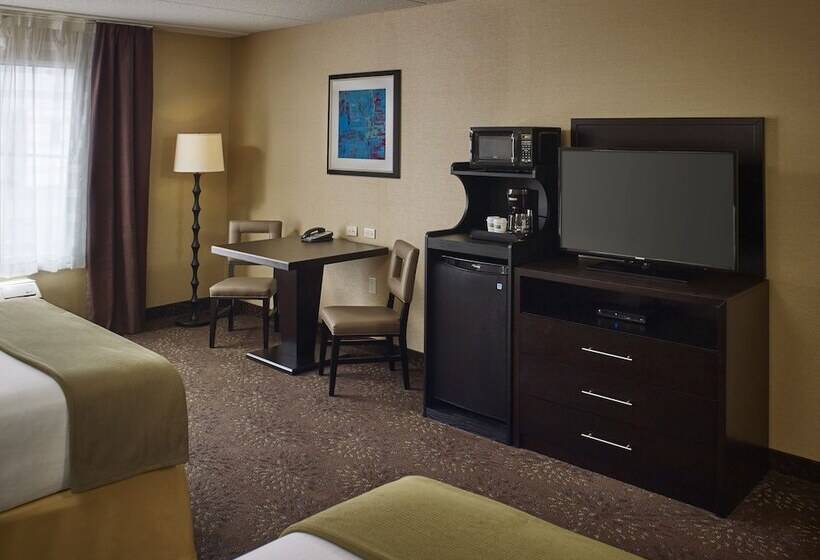Люкс, Holiday Inn Express And Suites Timmins, An Ihg