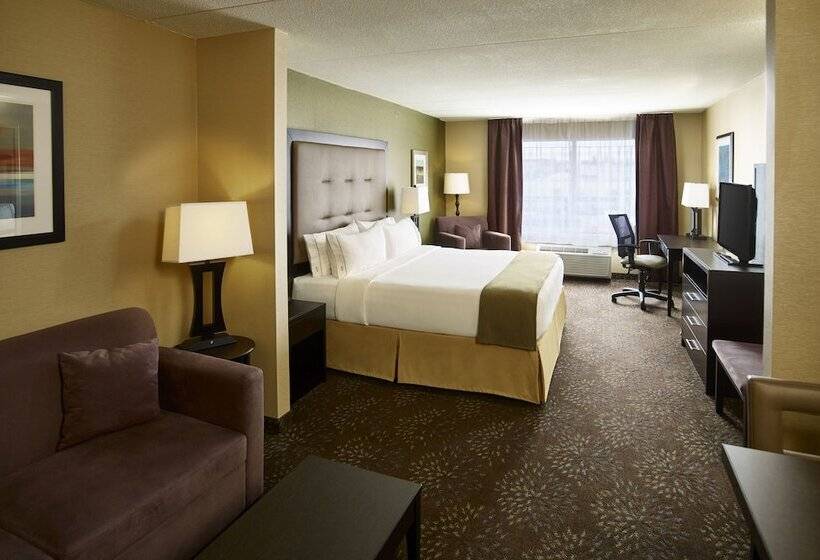 Люкс, Holiday Inn Express And Suites Timmins, An Ihg