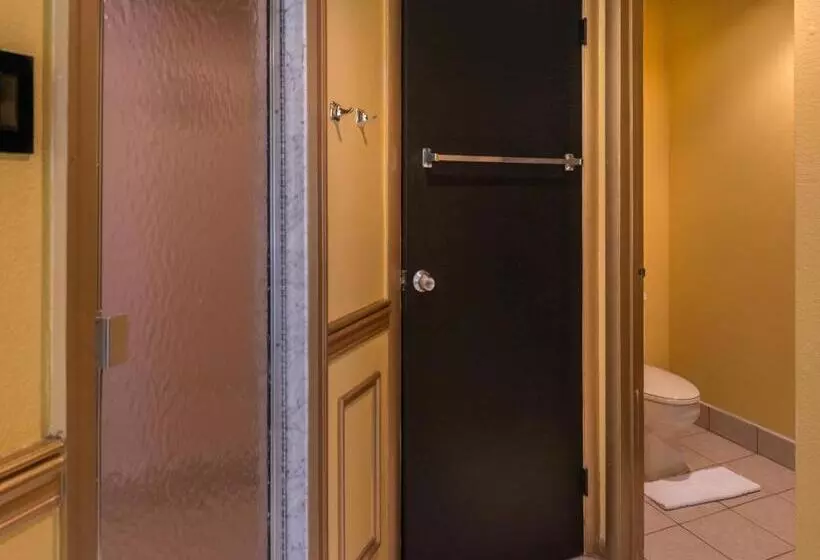キングサイズベッドのエクゼクティブ, Inn Of The Dove Romantic Luxury & Business Suites