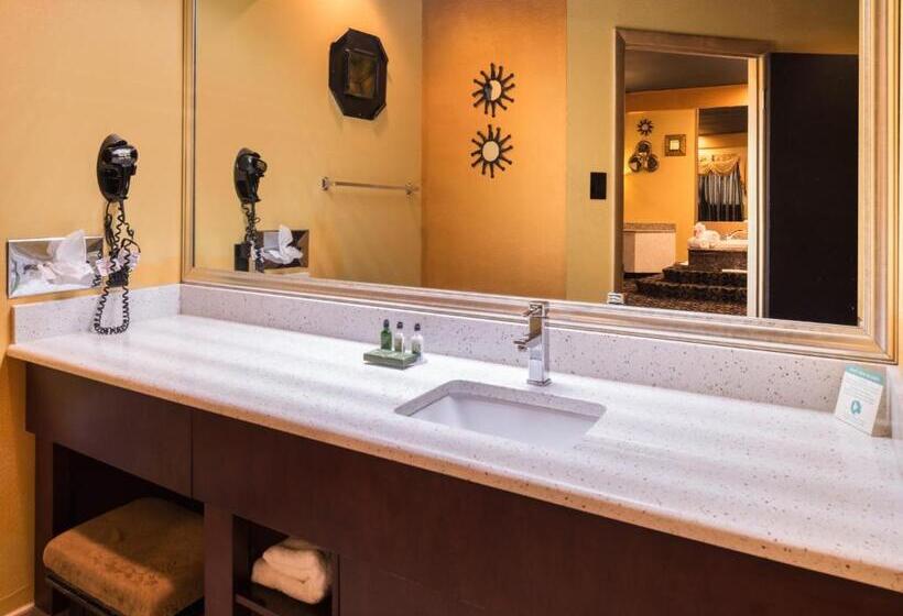 Люкс Executive Кровать Кинг, Inn Of The Dove Romantic Luxury & Business Suites