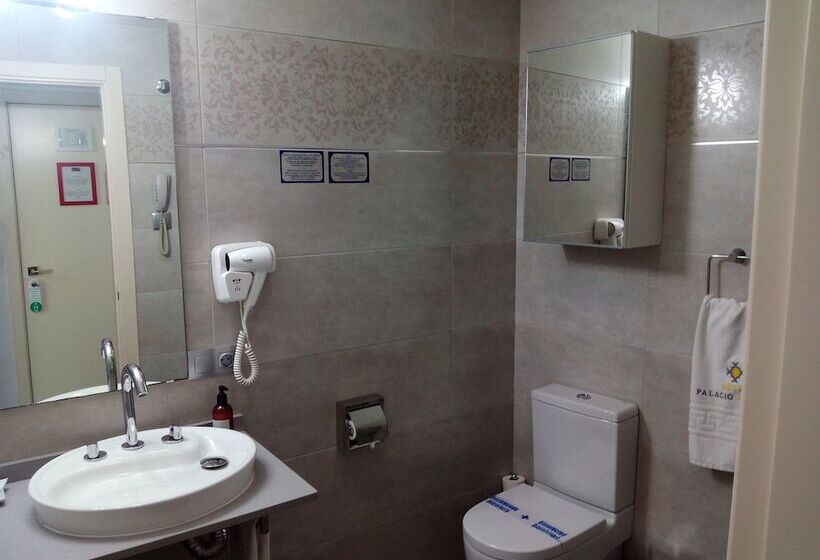 اتاق اکونومی, Palacio Alcazar