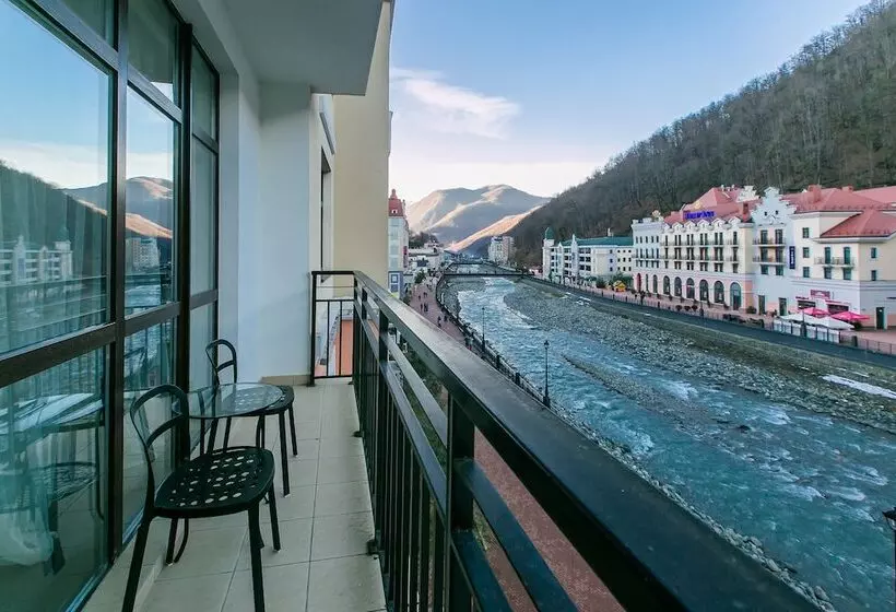 バルコニー付きスーペリアルーム, Park Inn By Radisson Rosa Khutor