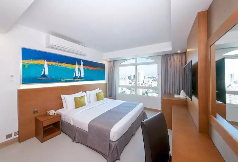 اتاق استاندارد با چشم‌انداز شهر, Ramada By Wyndham Beach Hotel Ajman