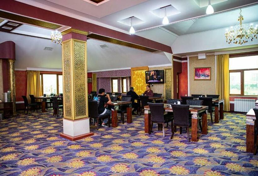 اتاق استاندارد یک نفره, Safran